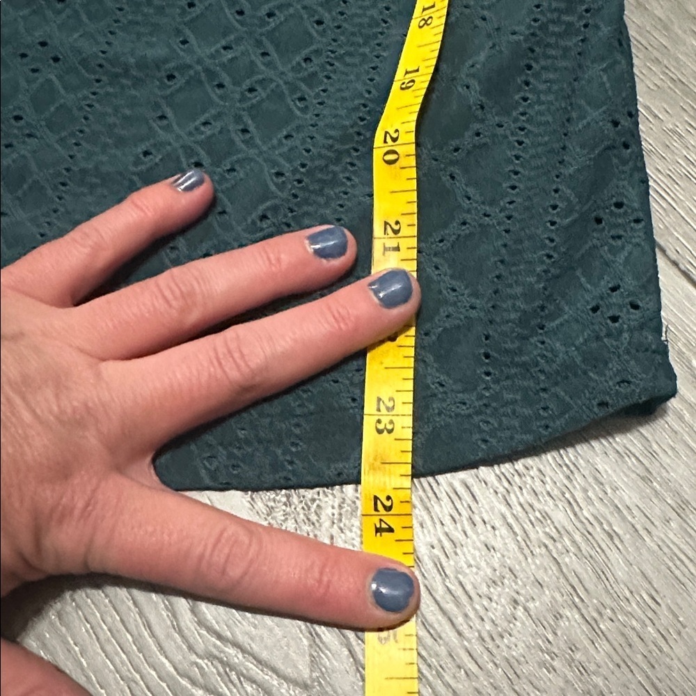 Adorable SHEIN Teal/Green Button-Front Sleeveless Blouse size small - Picture 6 of 6
